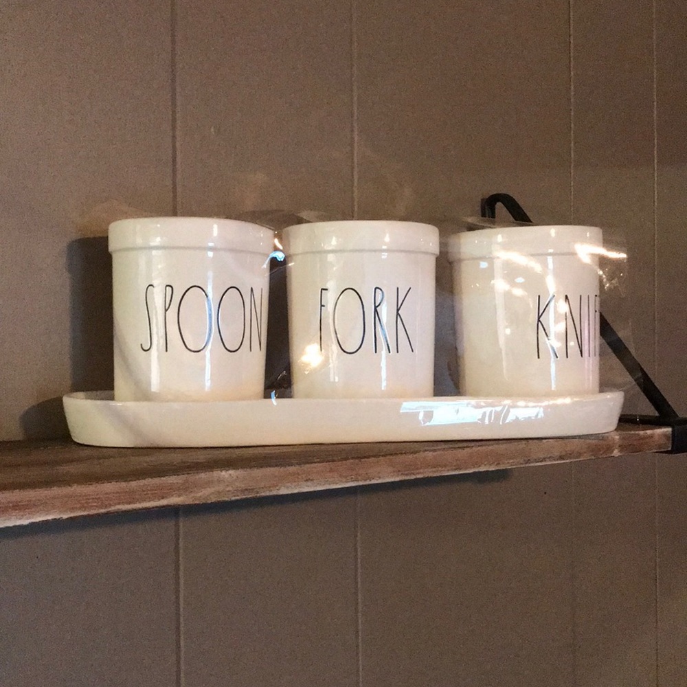 Brand new utensil cups Rae Dunn